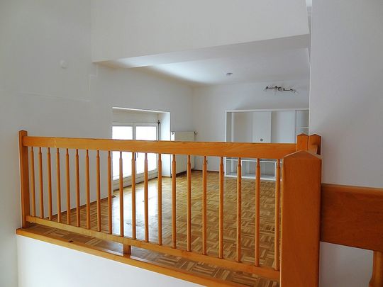 Gemütliche, geräumige und sonnige Maisonette-Mietwohnung mit guter Raumaufteilung …! - Photo 1