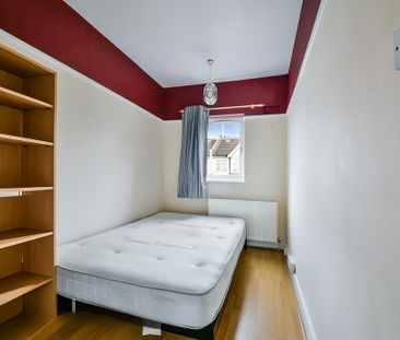 4 bedroom terraced house to rent - Photo 3