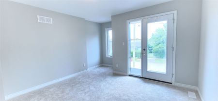 For Lease - 217 TAYLOR Street, Thorold, Ontario - Photo 4