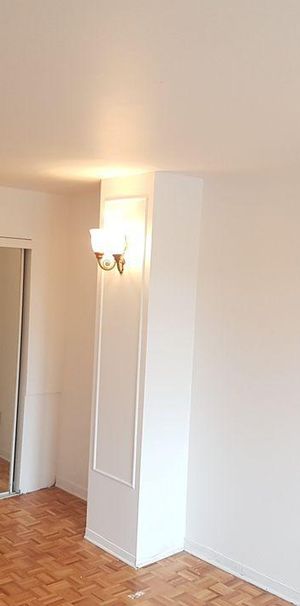 Maison unifamiliale de 3 chambres à louer à Brossard - Photo 1