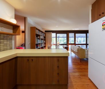 80 Wybalena Grove, Cook - Photo 1