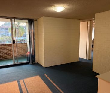 Easy Access to Morley, City and Perth Airport @ $600 Per Week - Photo 4