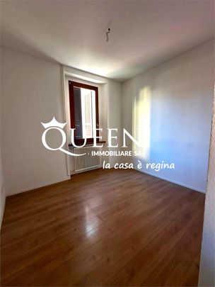Stabio: luminoso appartamento 2.5 locali in caratteristica corte - Photo 1