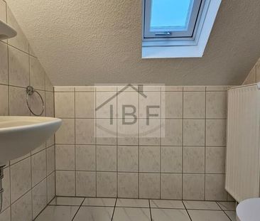 Dachgeschosswohnung mit Stellplatz und Balkon in Wilnsdorf-Obersdor... - Photo 3