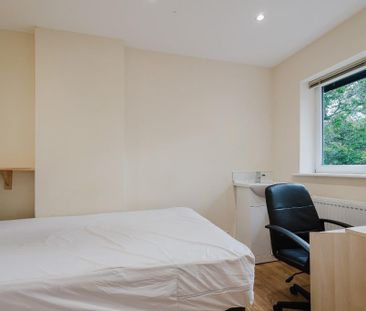 7 bedroom terraced house to rent - Photo 4