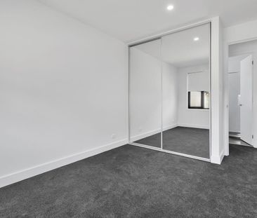 Modern and Well Equipped New Build - Photo 5