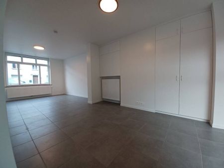 Appartement met parking, 2 slaapkamers, terras en tuin - Foto 3