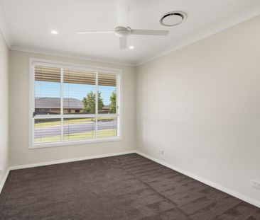 51 Stayard Drive, Bolwarra Heights NSW 2320 - Photo 5