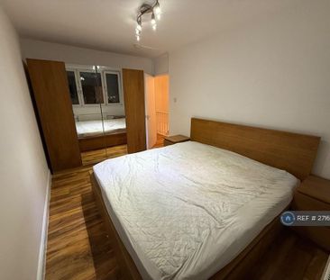 3 bedroom maisonette to rent - Photo 2