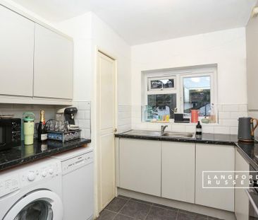 2 bedroom flat to rent - Photo 5