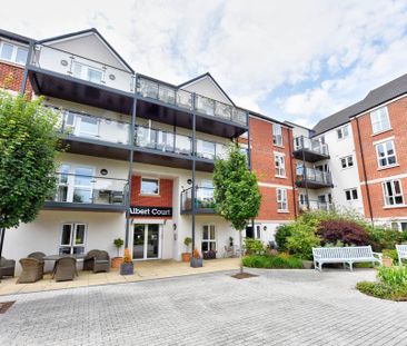 1 bedroom retirement property to rent - Photo 4