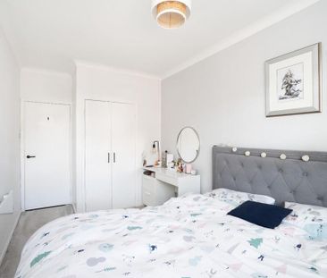 2 bedroom property to rent - Photo 1
