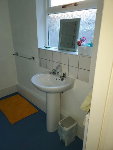 4 bedroom house to rent - Photo 2