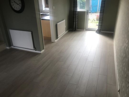 Adams Glade, Rochford, Essex, SS4 - Photo 1