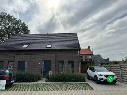 Moderne en lichtrijke nieuwbouwwoning met drie slaapkamers te Handzame (Kortemark) - Foto 1
