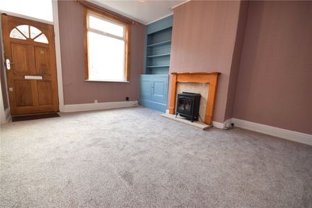 35, Sowood Street, Burley, Leeds, West Yorkshire, LS4 2JZ - Photo 2