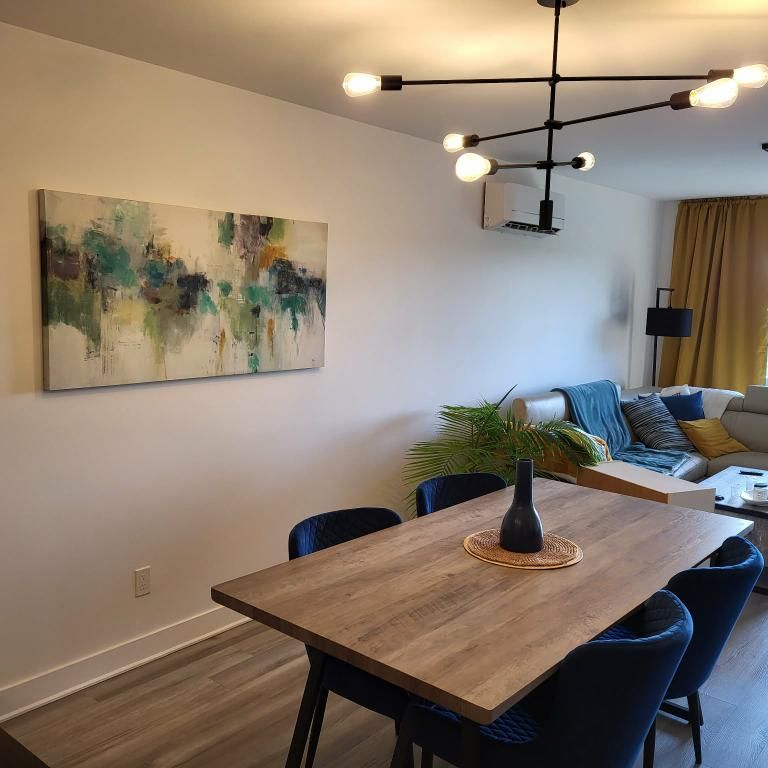 Superbe condo 3 1/2 avec plusieurs inclusions - Photo 1
