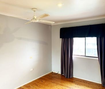Large Family Home - Photo 3