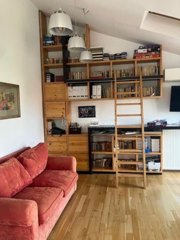 Five Bedroom House with Warm Charm - Domenii - Photo 4
