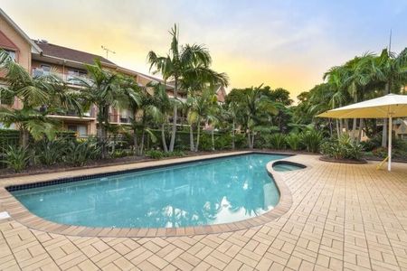 RESORT STYLE LIVING - Photo 5