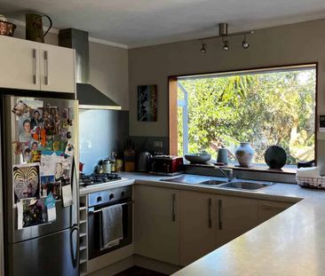 Lovely Tidy - 3 Bedroom Home - Photo 5