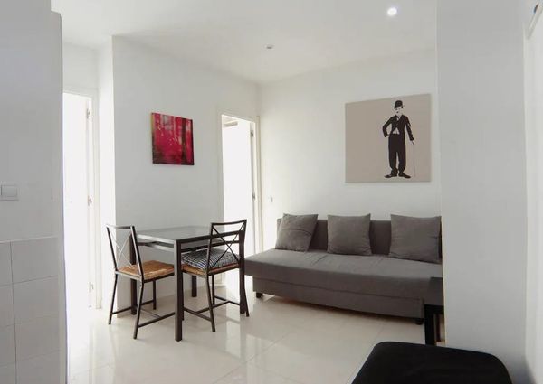 Calle de Antonio Zamora, Madrid, Community of Madrid 28011