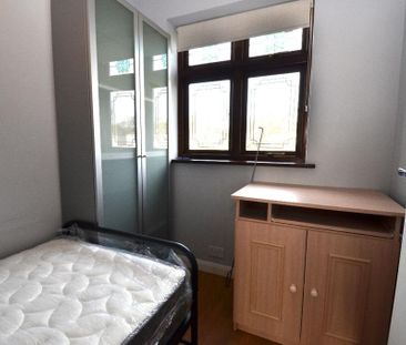 5 bedroom semi-detached house to rent - Photo 6