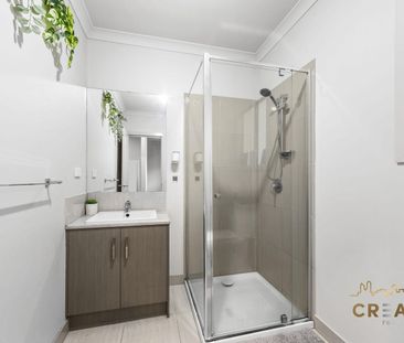 3 BEDROOM TOWMHOUSE CLOSE TO TRANSPORT AND SCHOOLS - Photo 6