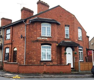 3 bedroom semi-detached house to rent - Photo 6