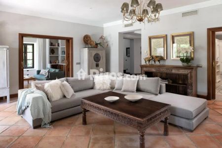 Chalet en alquiler en Calle C- Montemayor, Casa Mayor Sierra Blanca - Photo 3