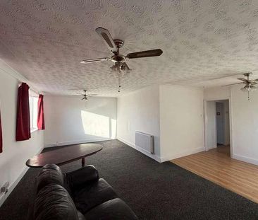 Cross Street, Atherton, Manchester, M46 - Photo 1