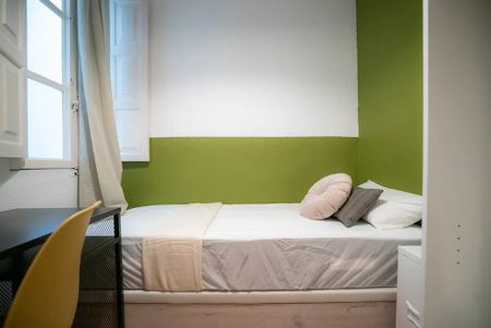 Carrer de lAlmudí, Valencia, Valencian Community 46003 - Photo 4