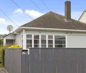 Sunny beautiful house close to all amenities - Photo 5