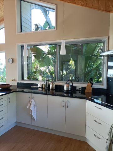 Stunning Seaview's and Sunshine - Photo 2