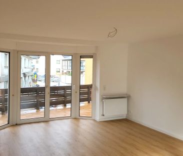 Renovierte 3 Zimmerwohnung mit schicker Einbauküche in zentraler La... - Photo 1