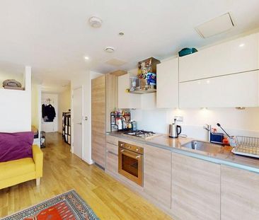 Studio to rent - Photo 6