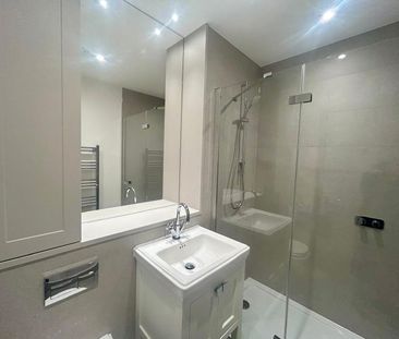 Spindle Avenue, Fleet, Hampshire, GU51 - Photo 2