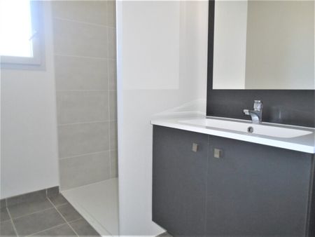 Location Appartement 2 pièces 43m² MURET 31600 - Photo 3