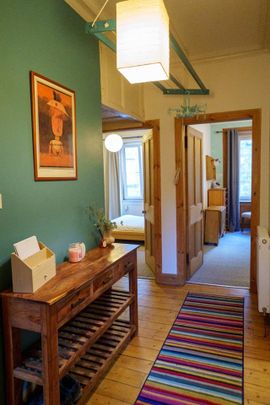 2 Bed Flat, Upper Grove Place, EH3 - Photo 1