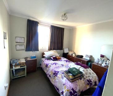 Tidy Townhouse Georgetown - Photo 4