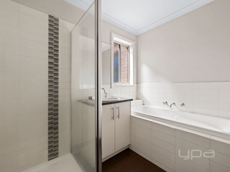 3 BEDROOM HOME - Photo 4