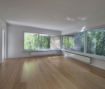 FOREST - FACE AU PARC - Photo 4