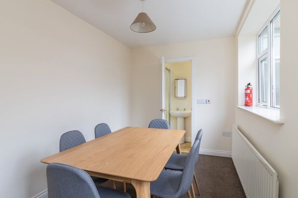 Whickham Street East, Sunderland - Photo 1
