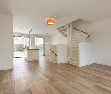 Huis te huur: Filips van Bourgondiëstraat 33 2613 MW Delft - Foto 1