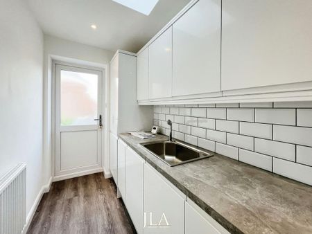 3 bedroom detached house to rent - Photo 5