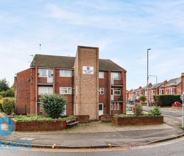 3 bed Flat for Rent - Photo 1