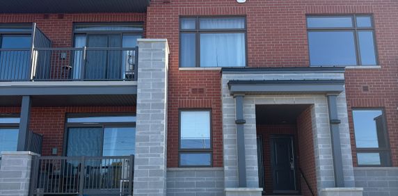 For Lease - 809 Silhouette Private, Barrhaven, Ontario - Photo 2