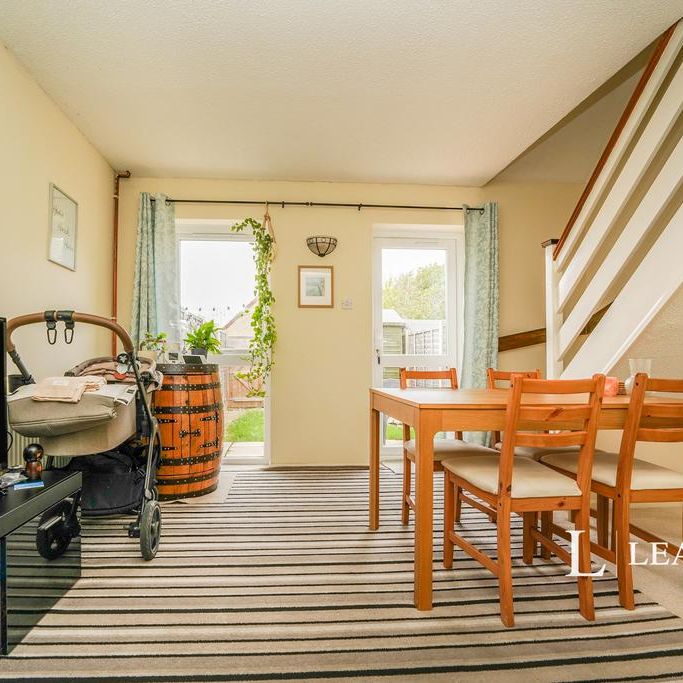 2 bedroom terraced house to rent - Photo 1