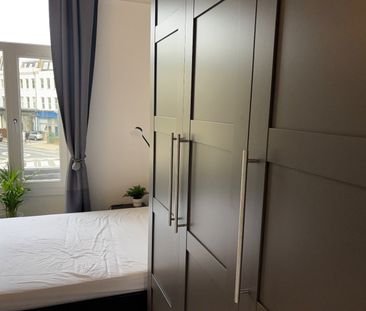 Studio Flat, Shepherds Bush Road, W6 - Photo 1