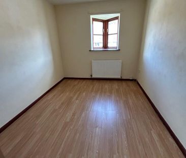 2 bedroom end of terrace house to rent - Photo 4